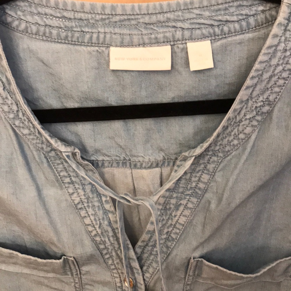 Shirt - Picture 2 of 3